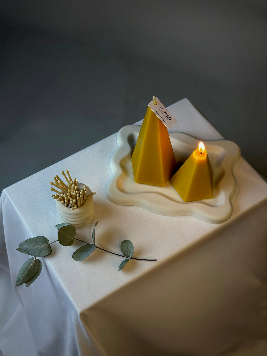 RωMEO & JUλIET - Beeswax Pillar Candles