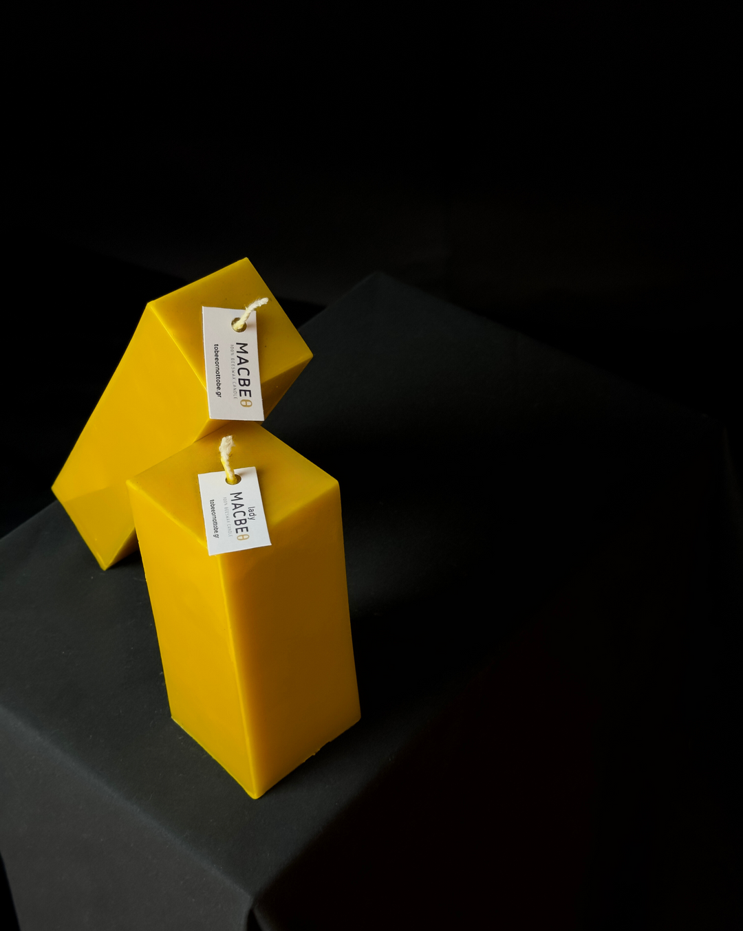 MACBEθ & LADY MACBEθ • Beeswax Pillar Candles