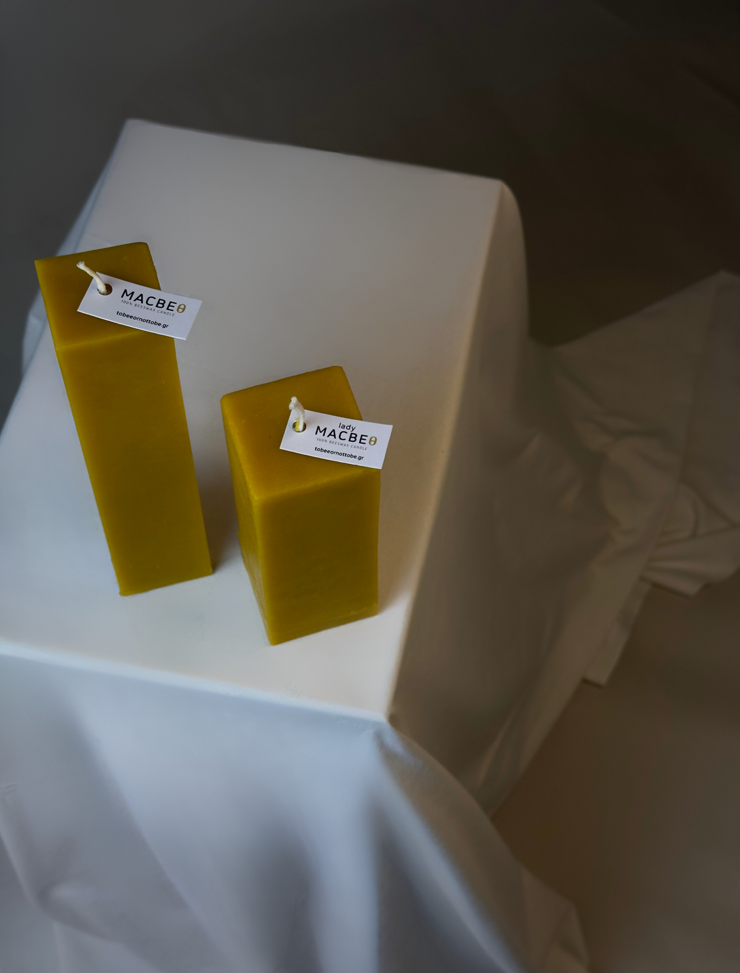 MACBEθ & LADY MACBEθ • Beeswax Pillar Candles