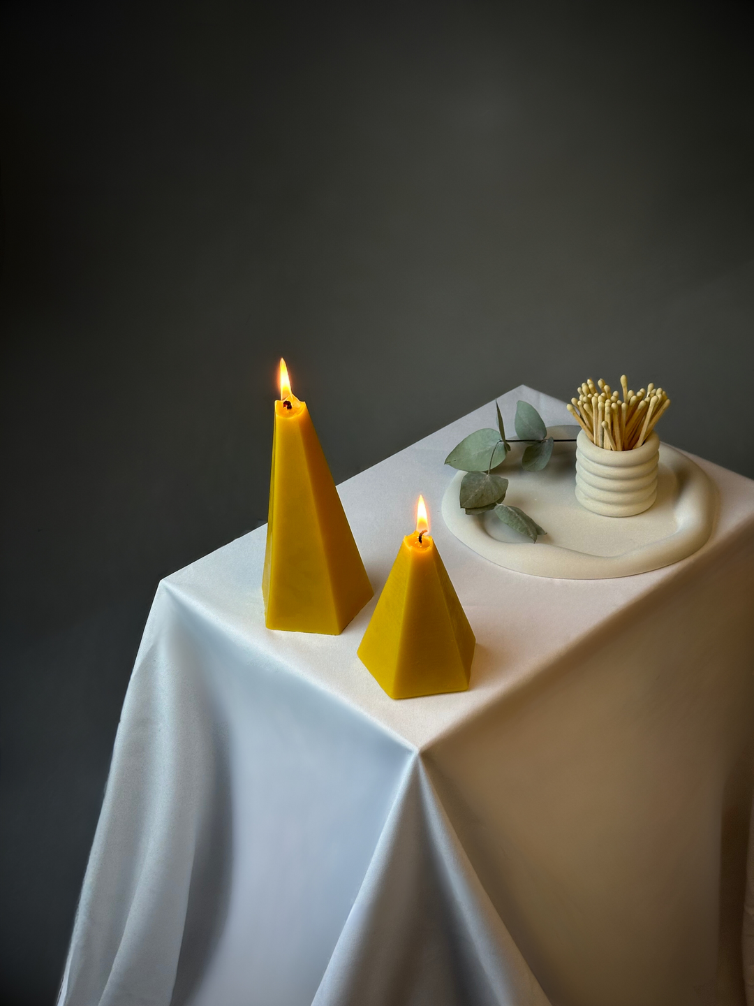 RωMEO & JUλIET - Beeswax Pillar Candles