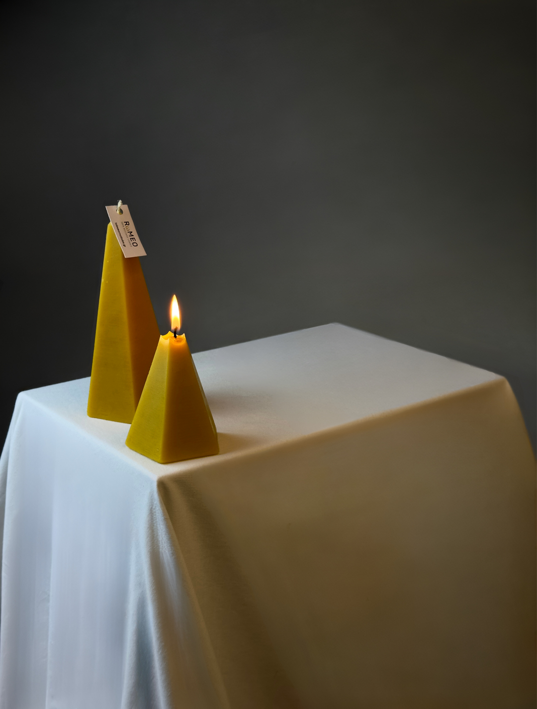 RωMEO & JUλIET - Beeswax Pillar Candles