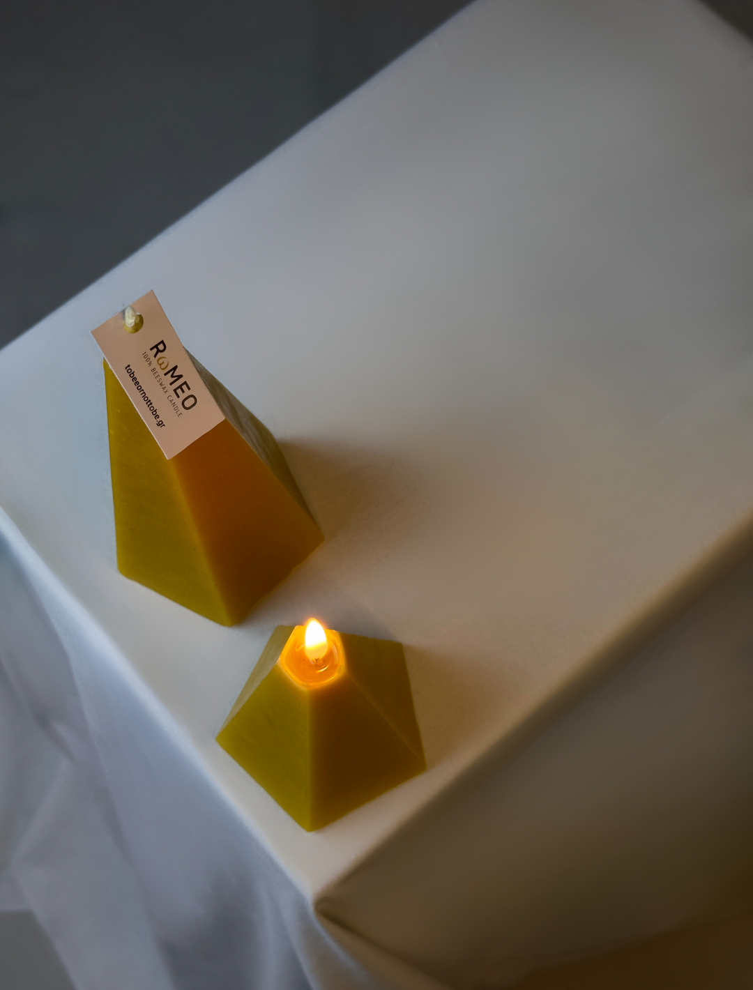 RωMEO & JUλIET - Beeswax Pillar Candles