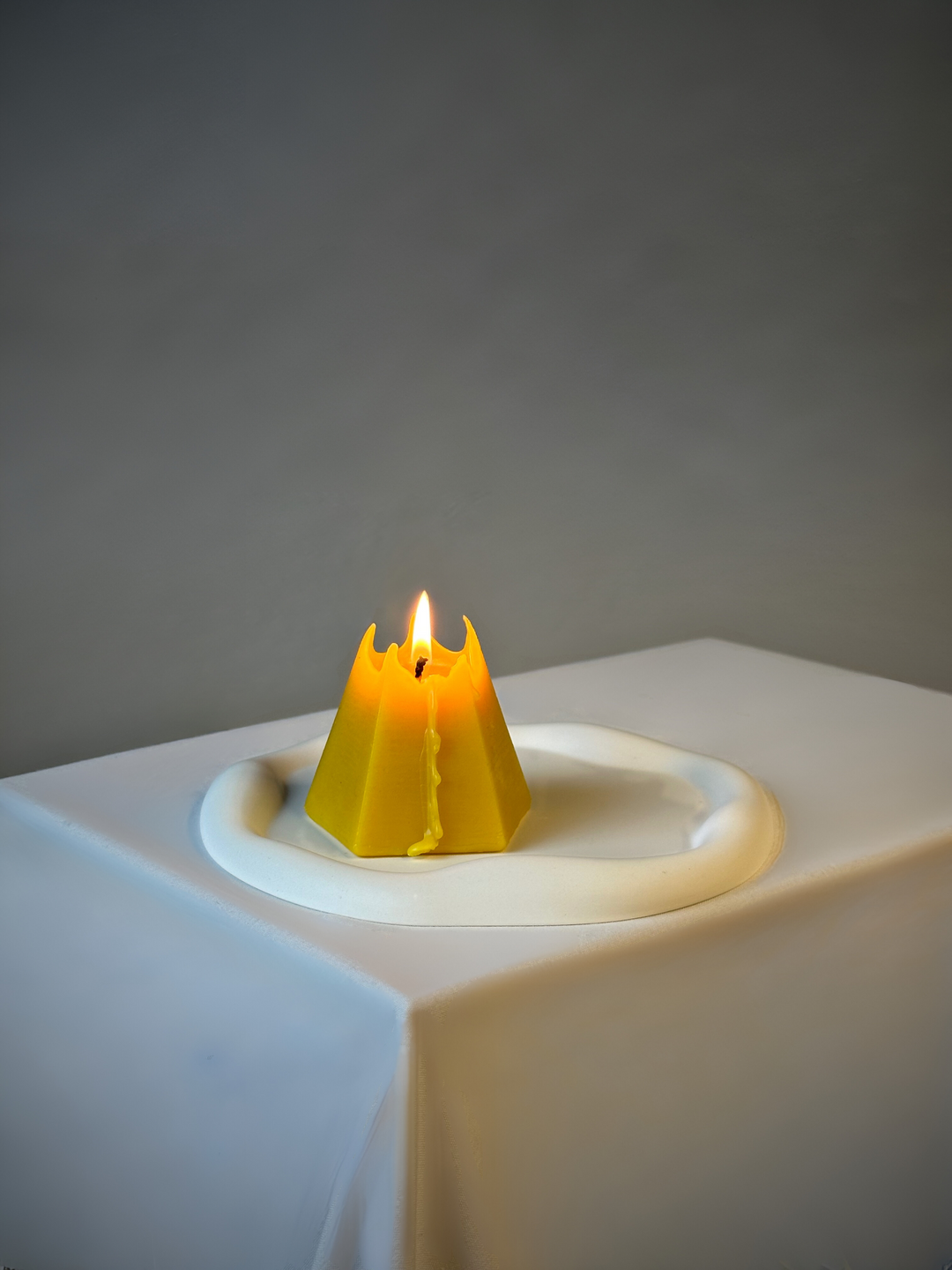 Round Decorative Tray