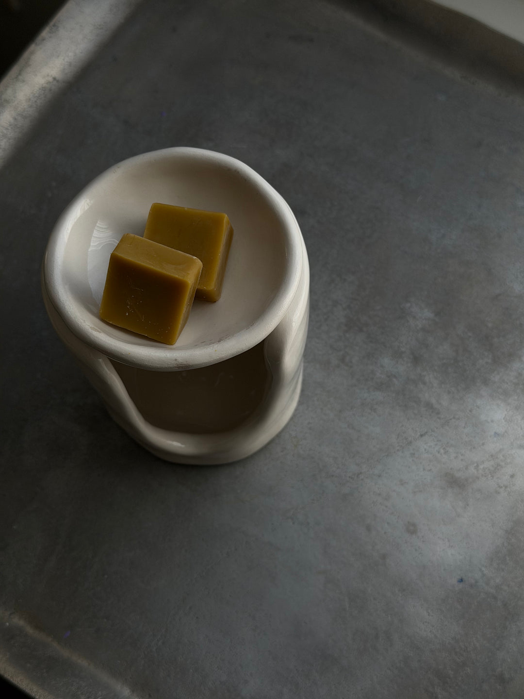 THE QUIET ACT | BEESWAX MELTS
