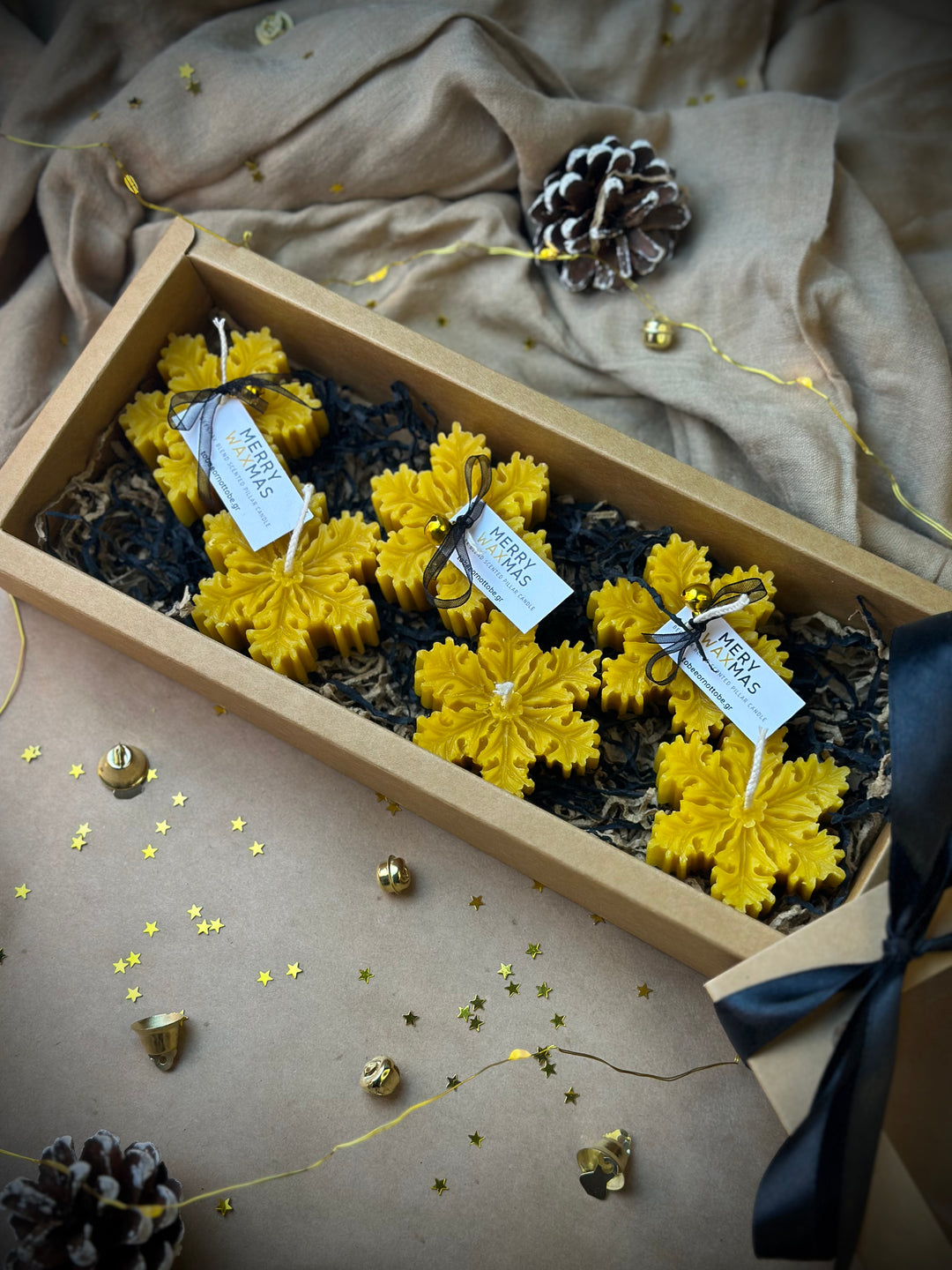 BeesWax❅Mas Snowflakes